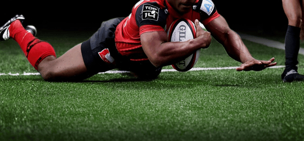 Bluzy rugby z logo – pomysł na odzież klubową i reklamową